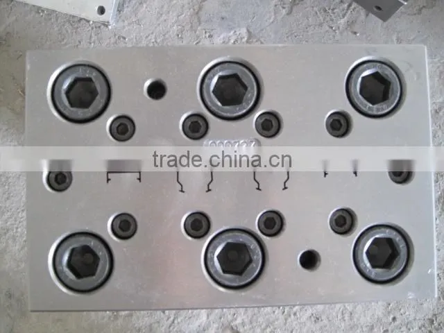 plastico pvc cable duct trunking extrusion mold