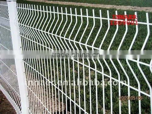 galvanized triangle bend welded fence for security protection(factory)