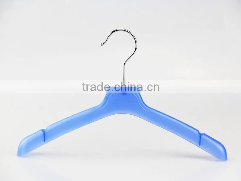 IMY-501 blue plastic kids hangers hook