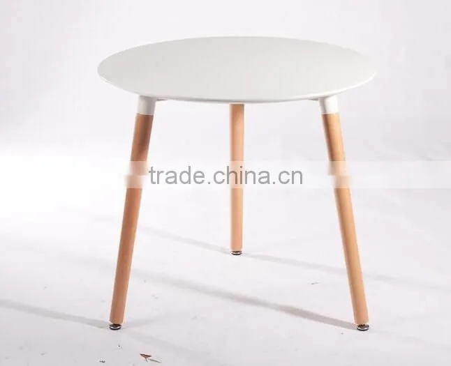 top quality white copine dining table by Sean Dix for dining room