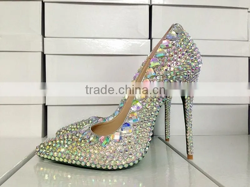 Catwalk New Arrival Luxurious Heart Shape Diamond Dress High Heel Shoes, High End Customized Strass Bridal Wedding Shoes