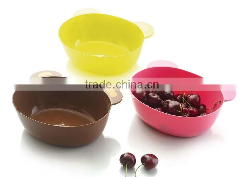 hot sale plastic heart shape pill box