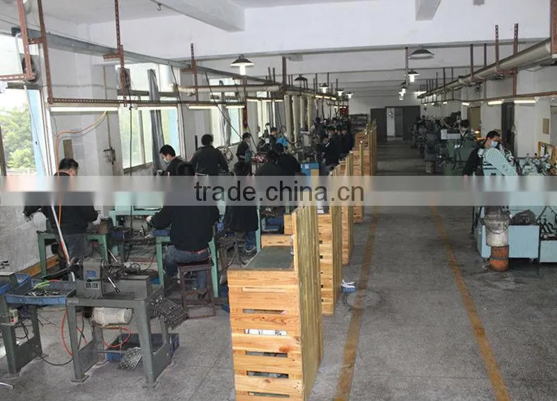 Standard precision metal punch mould