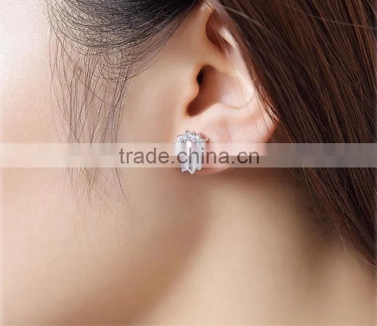 Low price Latest Design Diamond Earring , Fashion Earring , Lovely Shape Fancy Stud Earring