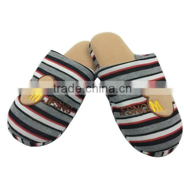 Cheap classic high quality warm good-looking Indoor Slipper For Men and women