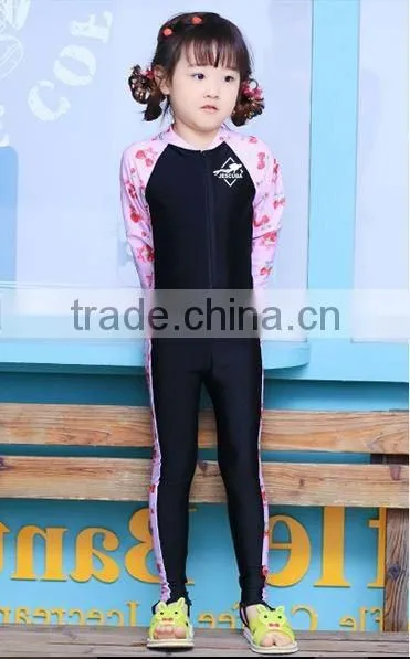 Children wetsuit cute&fashionable