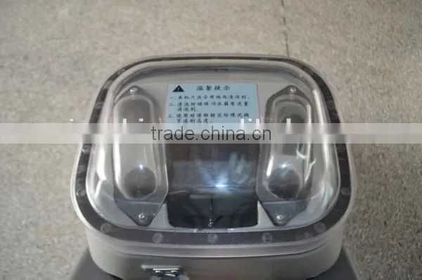 Efficient carpet extractor machine