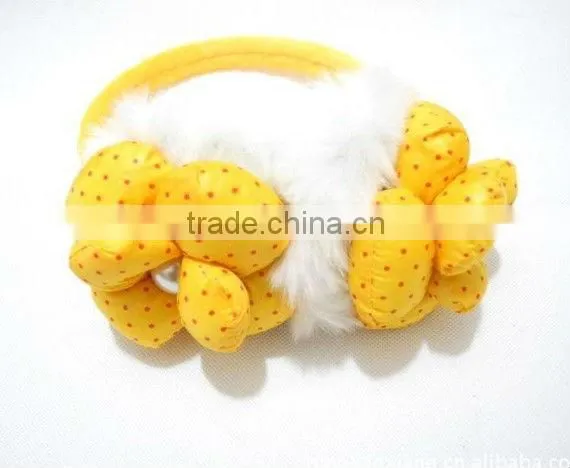 Ear warmer headphones