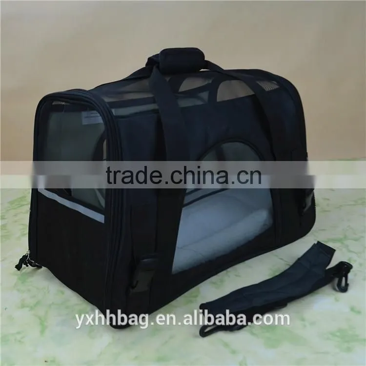 Lightweight fabric cage bag for pet carrier