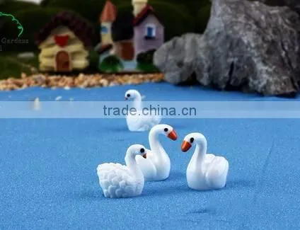 cy309 Artificial Three-dimensional whale DIY Resin swan crafts garden moss Micro View decorations