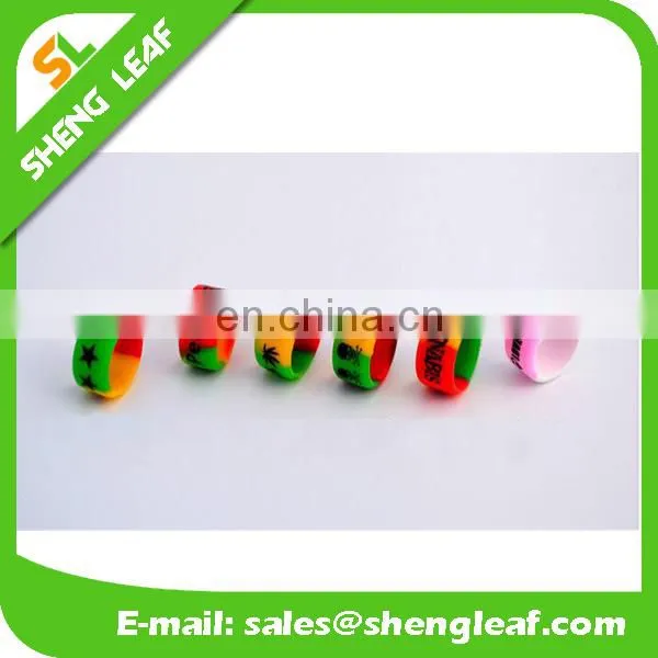 silicone finger rings customized size and logo colorful dia 1.5cm wide 1.1cm