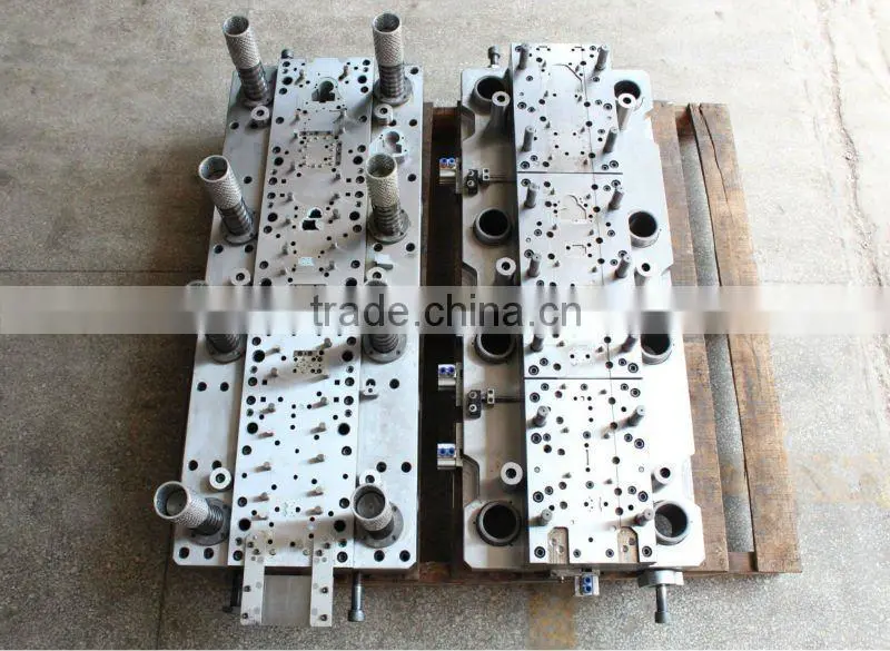 tungsten carbide material steel stamping die servo motor