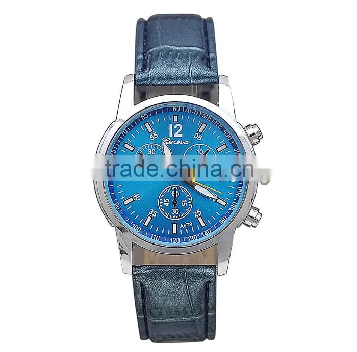 Antique Women Bronze Case Wrist Watch Vogue World Map Fashion Quartz 3ATM Horloges