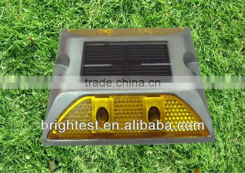 Solar LED Light, Solar LED Road Stud Yellow Color with Flashing Light