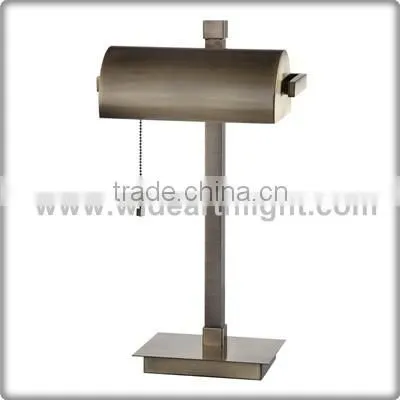 UL Listed Antique Brass Desktop Iron Lamp With Metal Drum Shade And Pull Chain Switch For Office Bank T80265