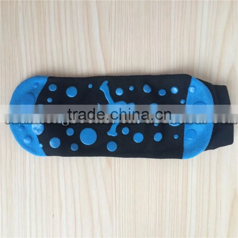 Trampoline Jump Gripper Socks Non Slip Grip Socks For Jump Compression Indoor Trampoline Park Socks
