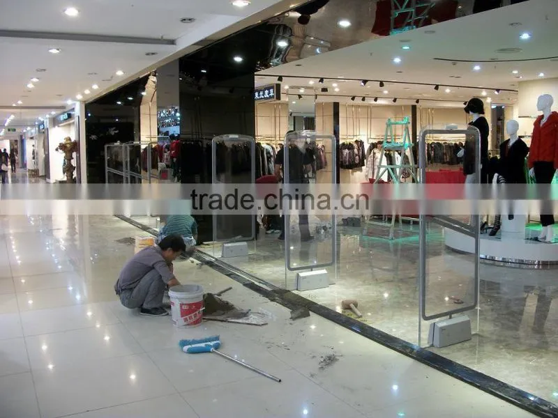 EAS 58khz AM system for up-class shopping centre