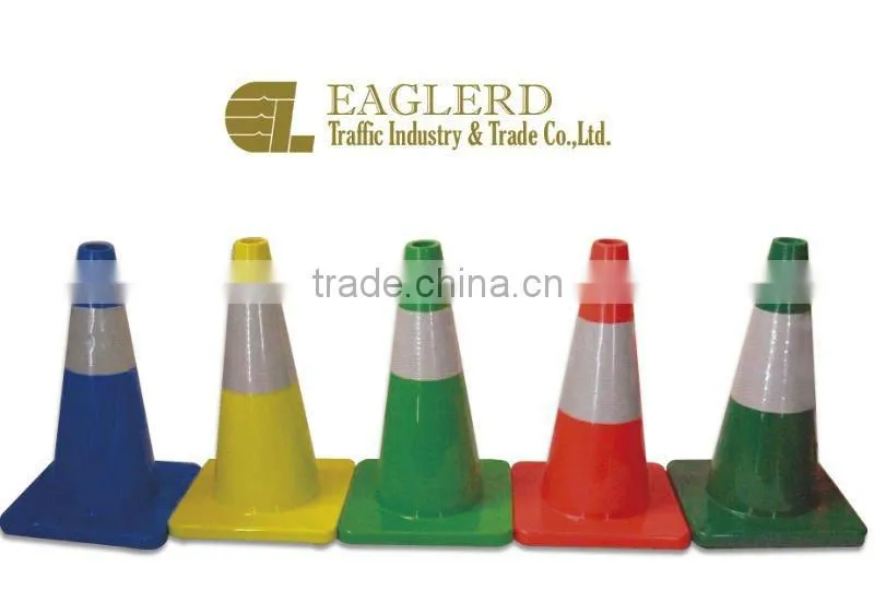 Reflective safety cone