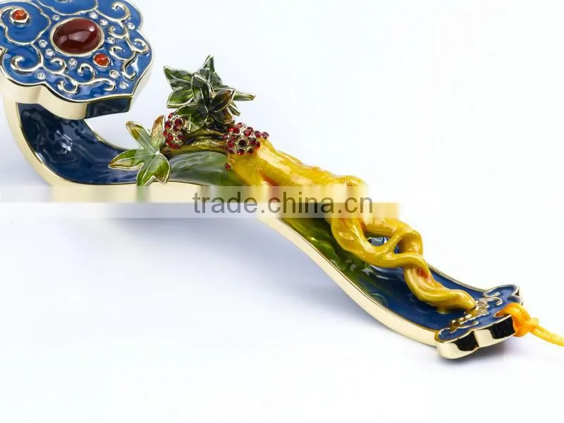 RORO Chinese Trational Wish Ruyi ginseng enamel crystal glass decorative article for home decoration/gift