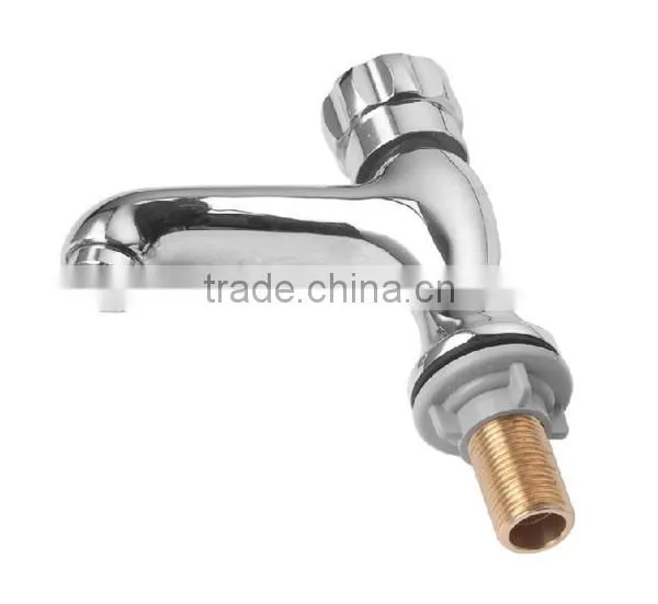 Chromed finish mixer tap Single Handle kitchen water heater tap