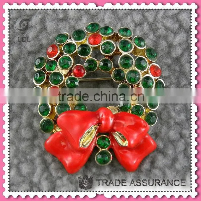 Christmas alphabet letter brooches, low price safety pin brooch