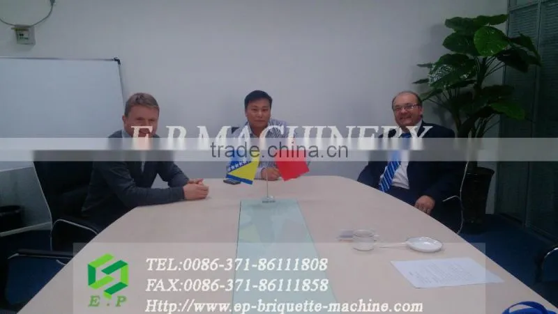 CE certificate wood crushing machine - hammer mill with cyclone