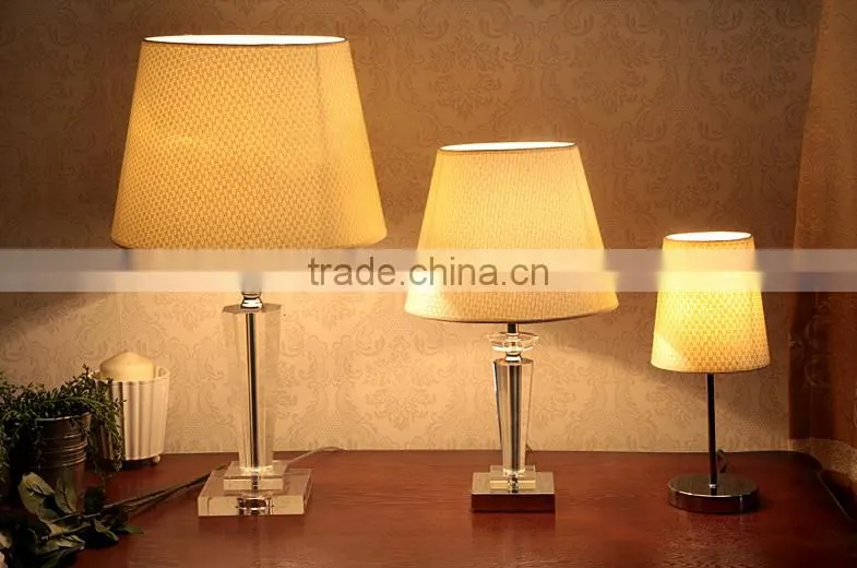 Clear K9 crystal table lamp