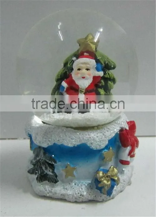 Small resin glass snow globe