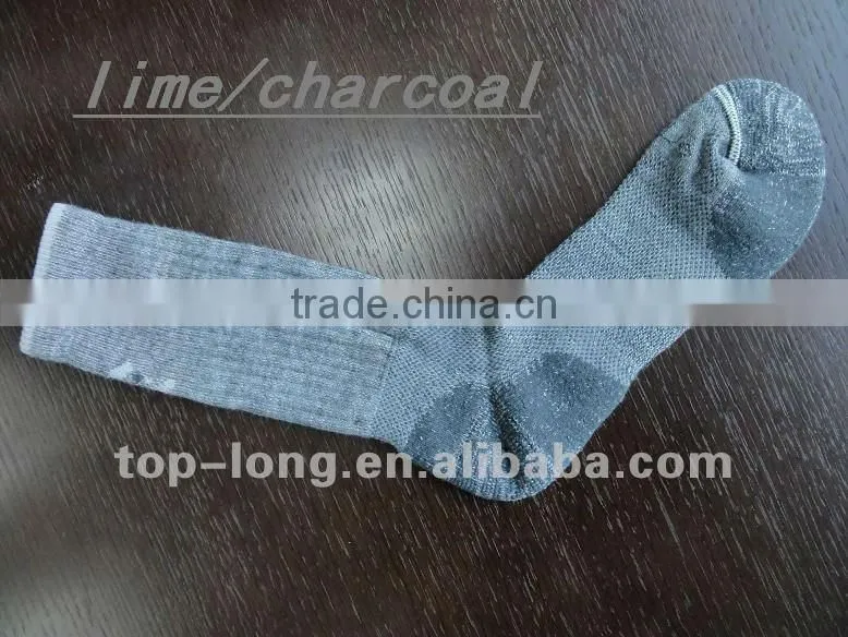 30%Merino wool winter long socks men of grey color