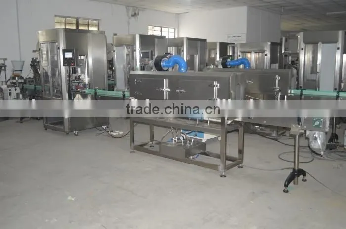 YB-TB200 Automatic shrink sleeve labeling machine made in China.