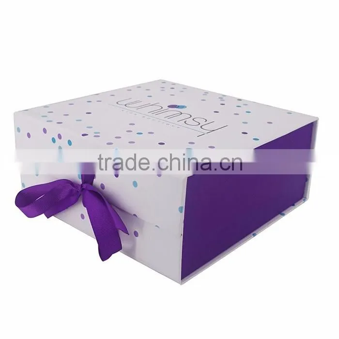 Custom folding paper boxes packaging for baby garments, gift packaging box for garment