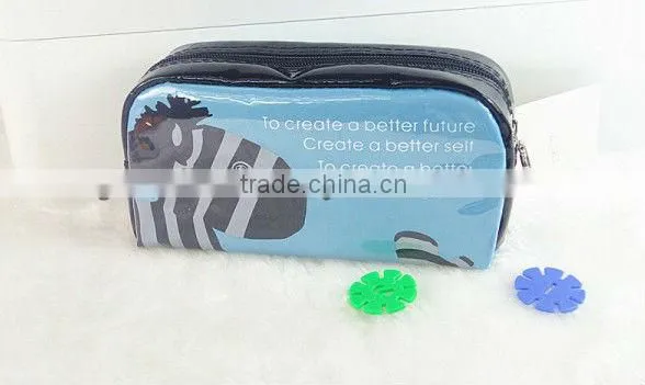 Free custom design elegant PVC clear cosmetic bags wholesale