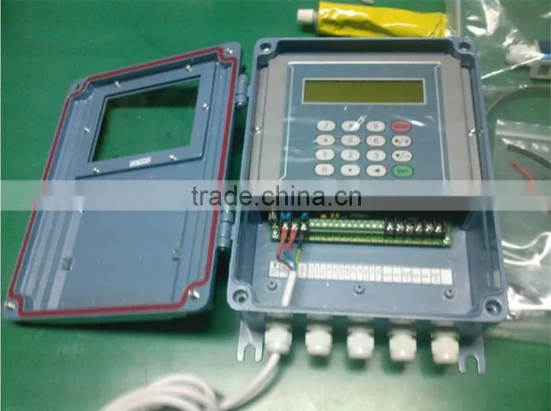 Wall fixed low cost ultrasonic flow meters