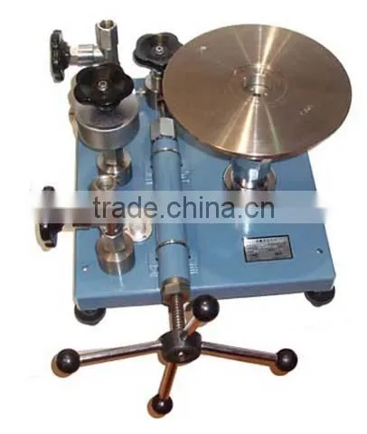 Piston dead weight pressure tester