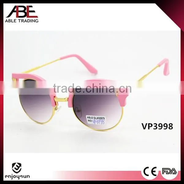 Wood Legs Fashion Sunglasses metal combination