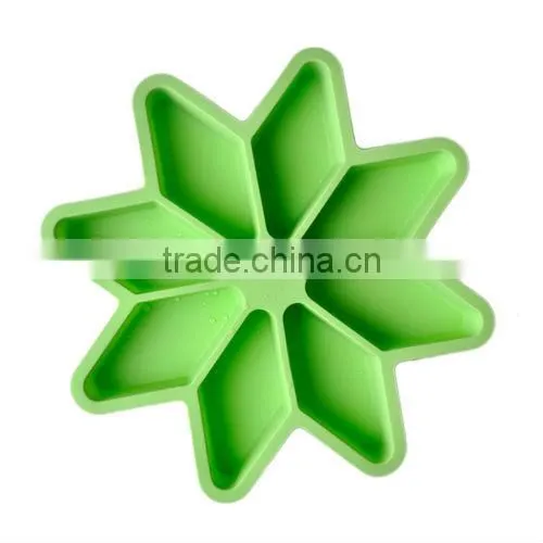 food grade colorful silicone Kitchenware / silicone cake mold/silicone chrismas ice tray