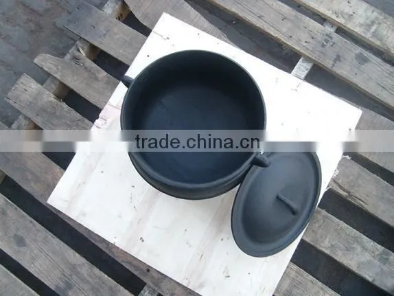 Cast iron three-legged potjie pot from size 1-size 30