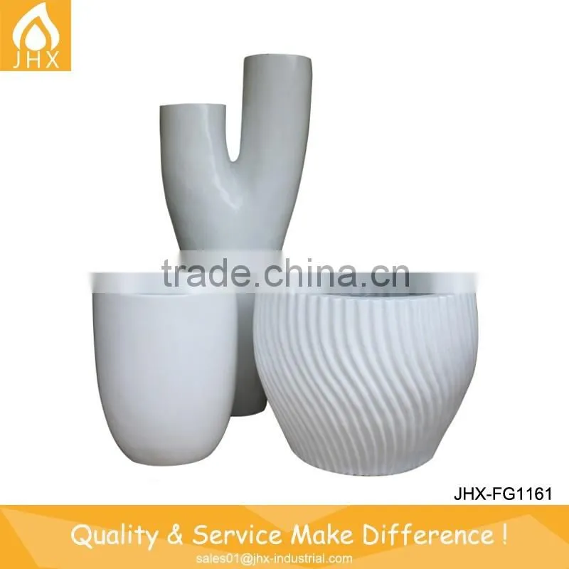Outdoor Glossy Fiberglass Planter