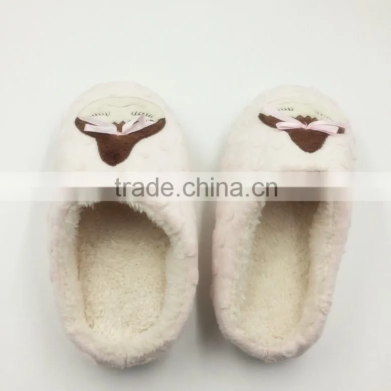 New design pink fluzzy princess woman slipper