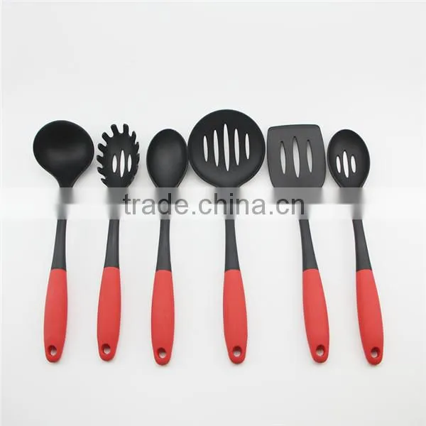 Durable and practical nylon utensils kitchenware set