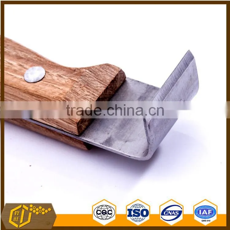 uncapping knife