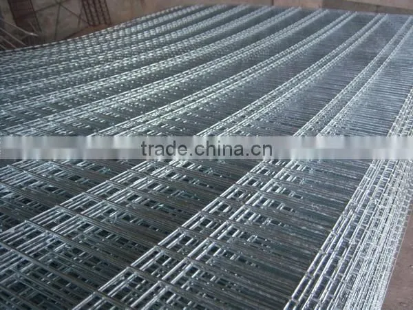welded wire mesh fence panels in 6 gauge.