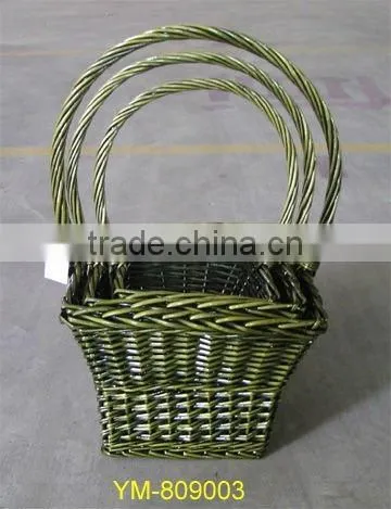 miniature wicker gift basket with plastic liner