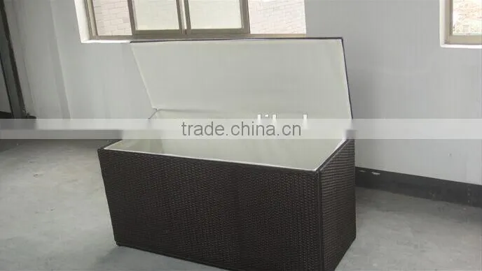 Outdoor garden storage box