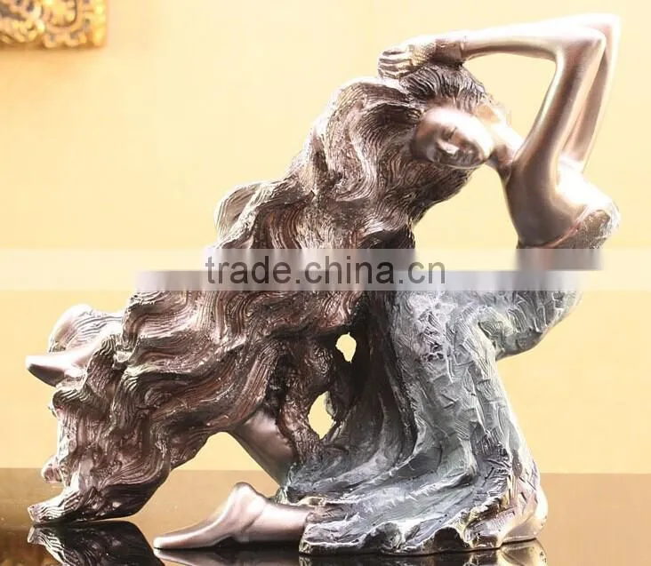 Resin craft couples dolphins, resin statues