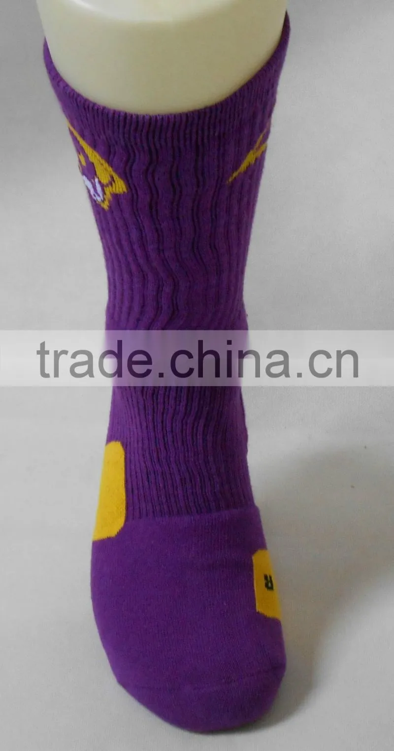 Men custom Dri fit Elite basketball crew socks
