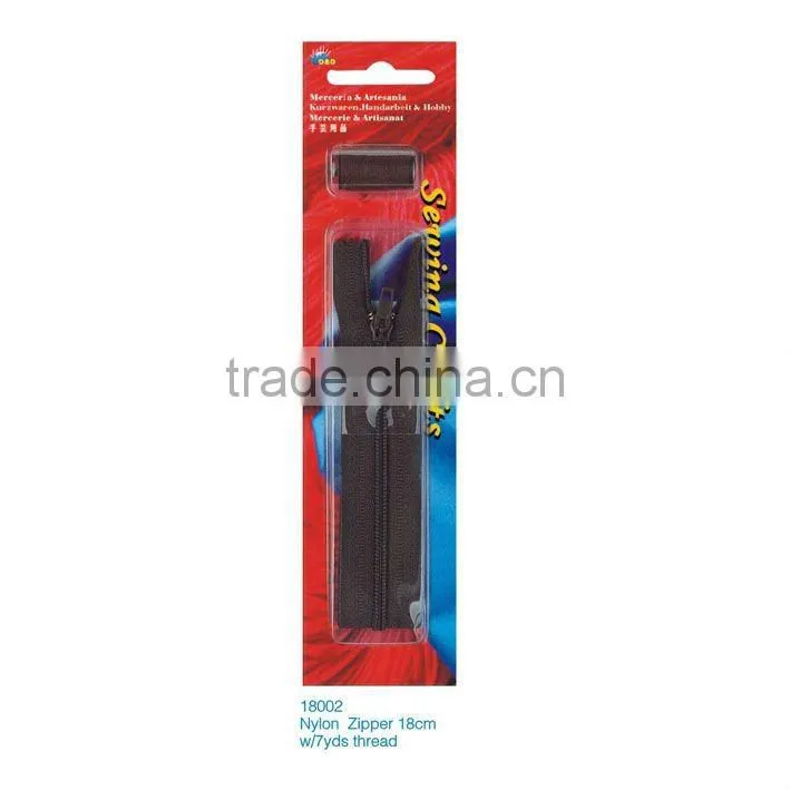 D&D zhejiang craft factory product Hot high quality Nylon Zipper on a blisted (No18002)