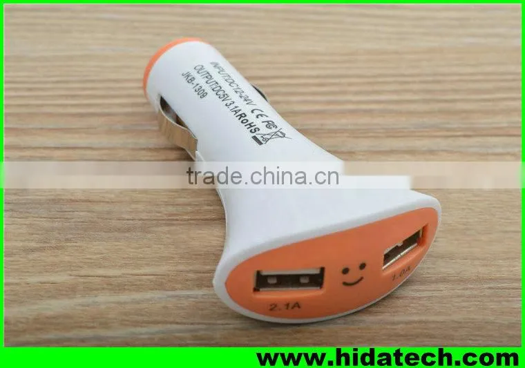 Christmas promotional dual usb electric car charger adapter for iphone in fanshaped with smile face