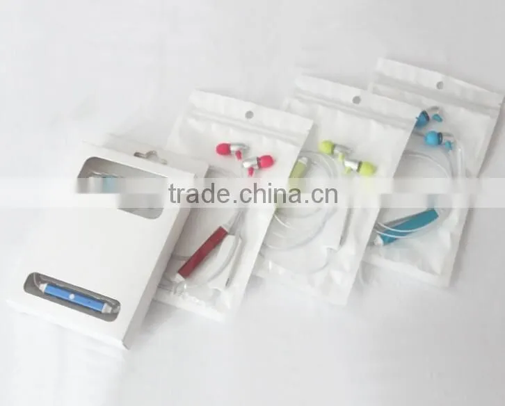2015 Newest arrival shiny lighting LED earphone with microphone