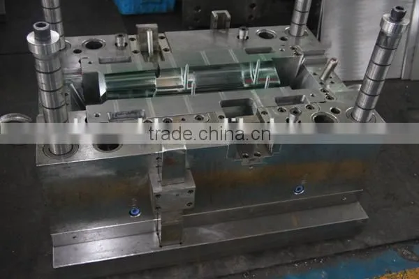 china yuyao precision hot runner plastic injection molding